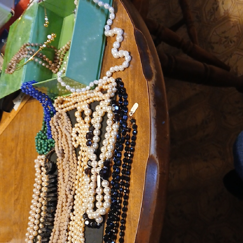 Elegant Cream and Black Multi-Strand Necklace